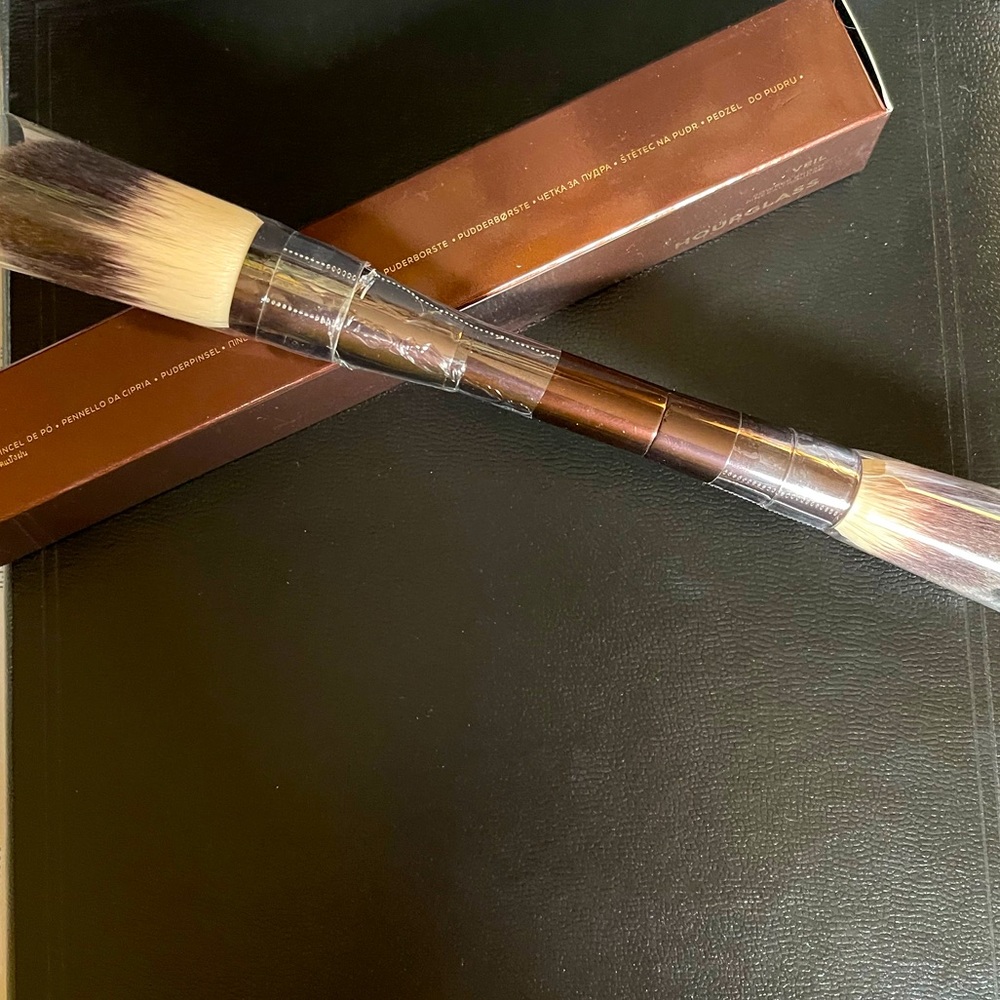 Hourglass Power Brush - Veil